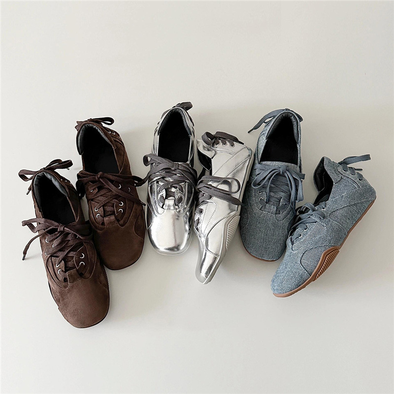 Sneakers alla moda da donna, s - Leather Sneaker Care Kit recensione e prezzo