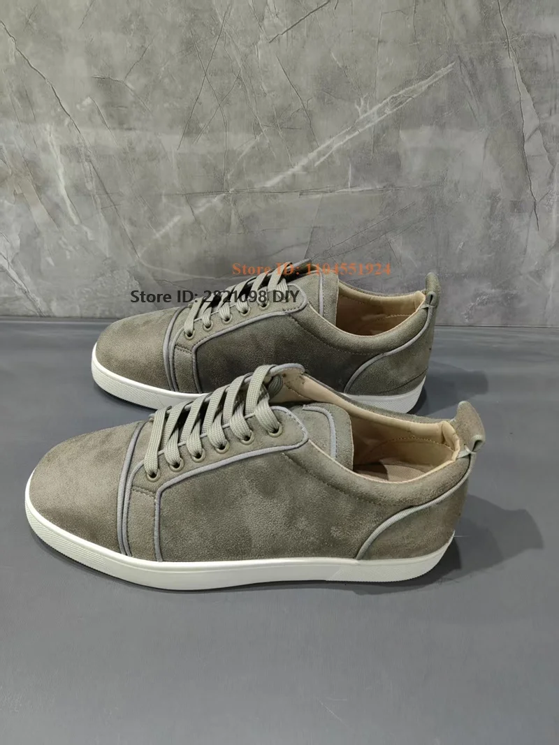 Scarpe da ginnastica con lacci - Leather Sneaker Care Kit recensione e prezzo